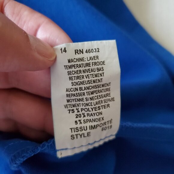 N Touch Dress with Pockets Size Large - Picture 12 of 13